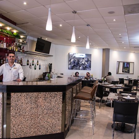 טפיק Hotel Fray Junipero Serra מראה חיצוני תמונה
