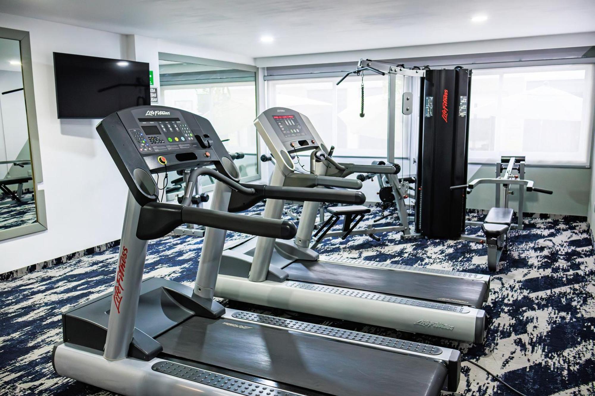 טפיק Hotel Fray Junipero Serra מראה חיצוני תמונה