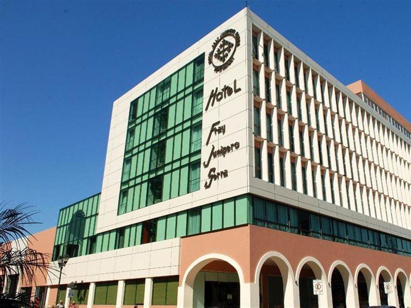 טפיק Hotel Fray Junipero Serra מראה חיצוני תמונה