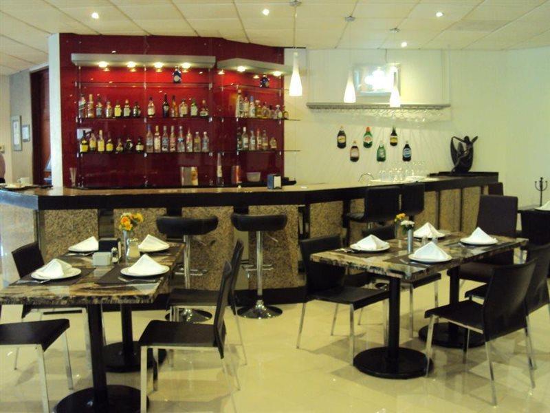 טפיק Hotel Fray Junipero Serra מראה חיצוני תמונה