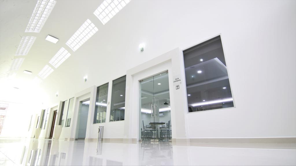 טפיק Hotel Fray Junipero Serra מראה חיצוני תמונה