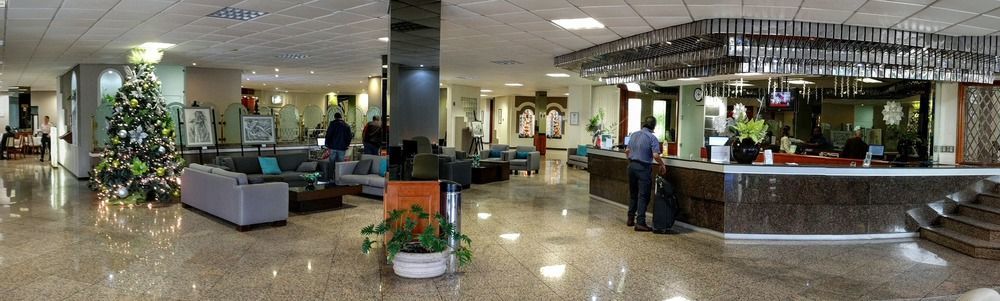טפיק Hotel Fray Junipero Serra מראה חיצוני תמונה